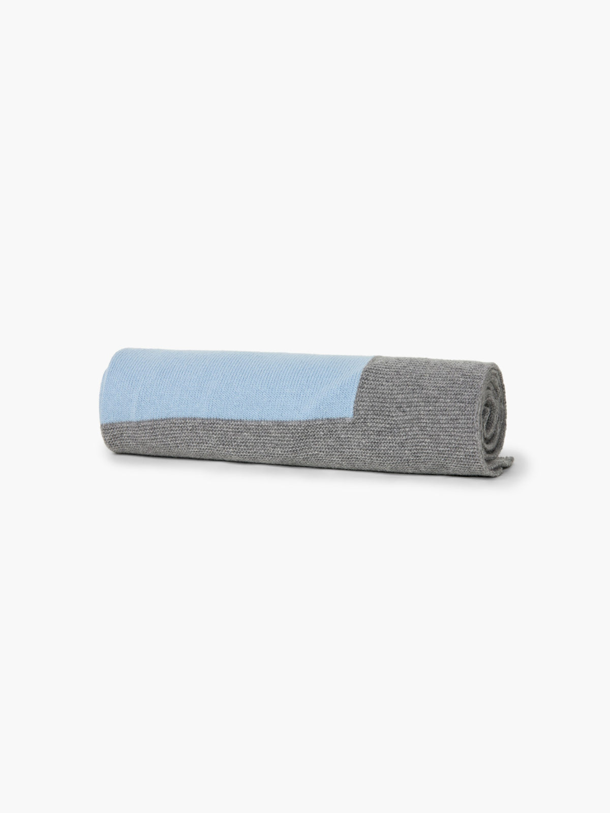 Blanket knitted in merino wool 05306A