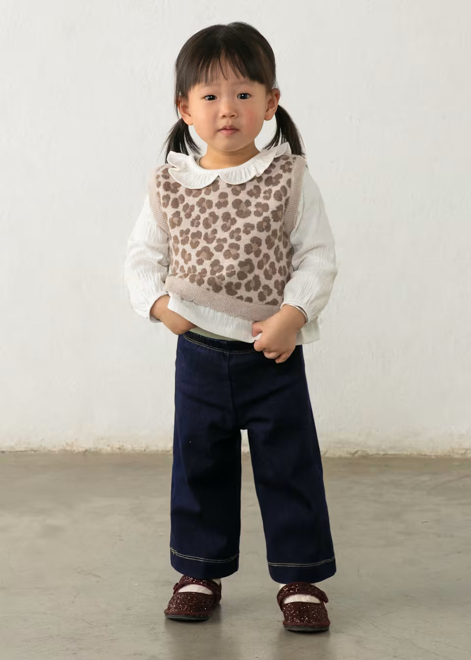 Completo bambina con gilet in maglia maculato e pantalone – Mayoral – foto 5