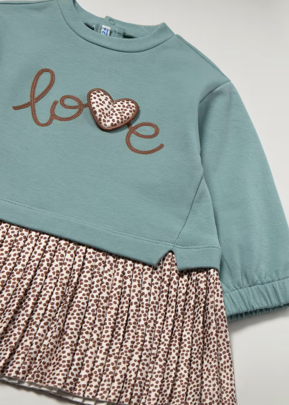 Vestito felpa bambina verde acqua con scritta love e gonna plissé maculata – Mayoral – foto 2